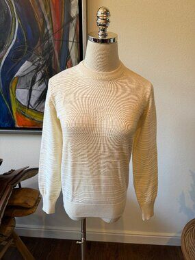 Vintage Bogner Women's 100% Wool Ivory Cream Textured Knit Pullover Sweater